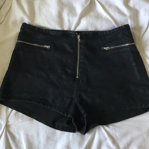H&M black zippered shorts